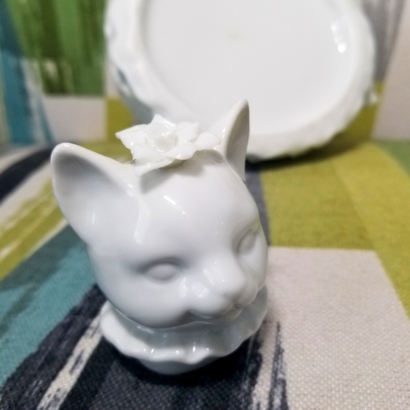 Lady Cat Tea Pot In Fancy Dress With Ruffle Details Victorian Style Cottage Core - Picture 9 of 14